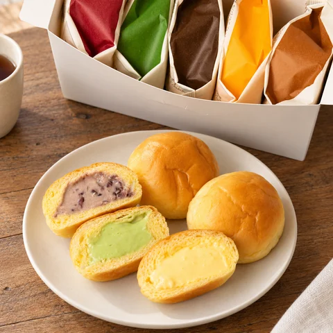 くりーむパン 定番5種セット：雰囲気と断面